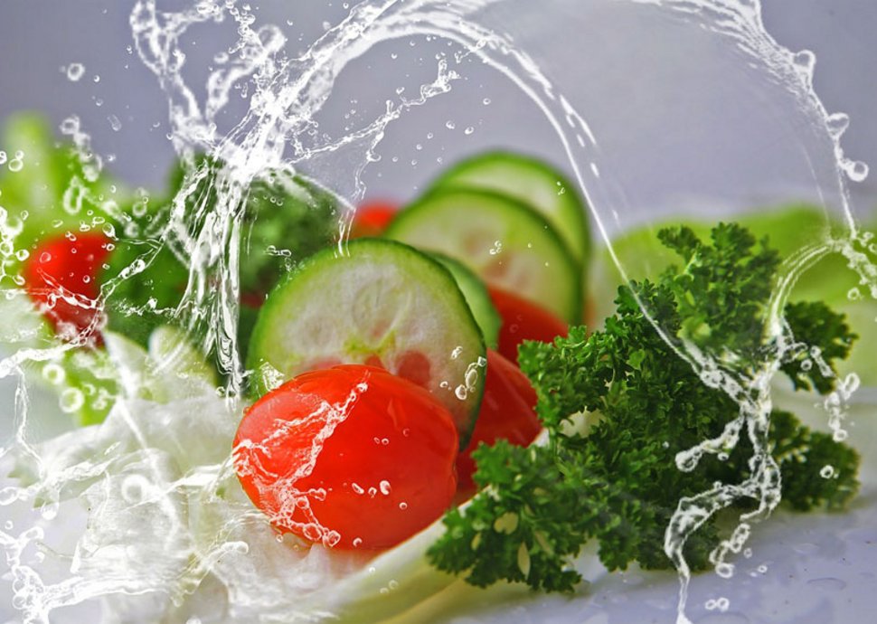 Frisches Gemüse und Kräuter – wichtige Komponenten der vegetarischen Küche und Genuss pur!