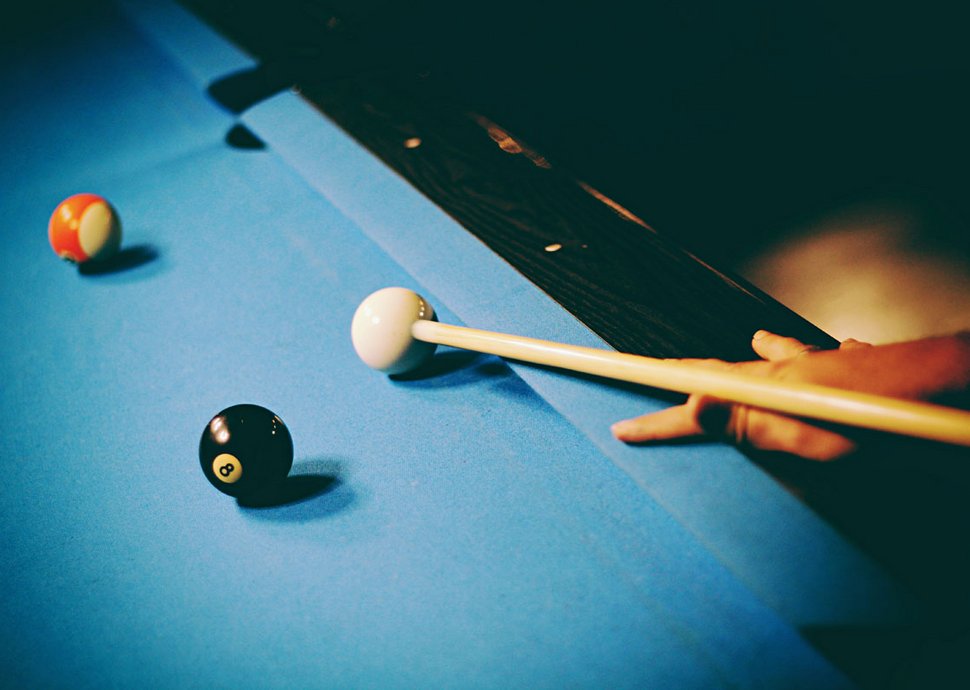 Billard: Der Klassiker mit Stab und Kugeln im Überblick 