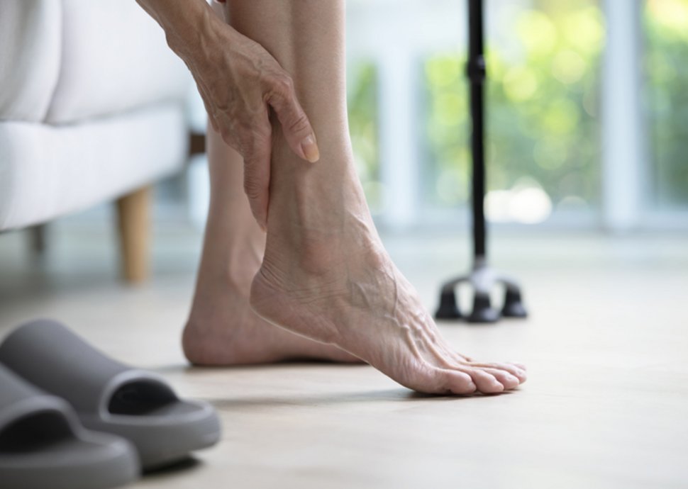 Schmerzende, rissige Fersen