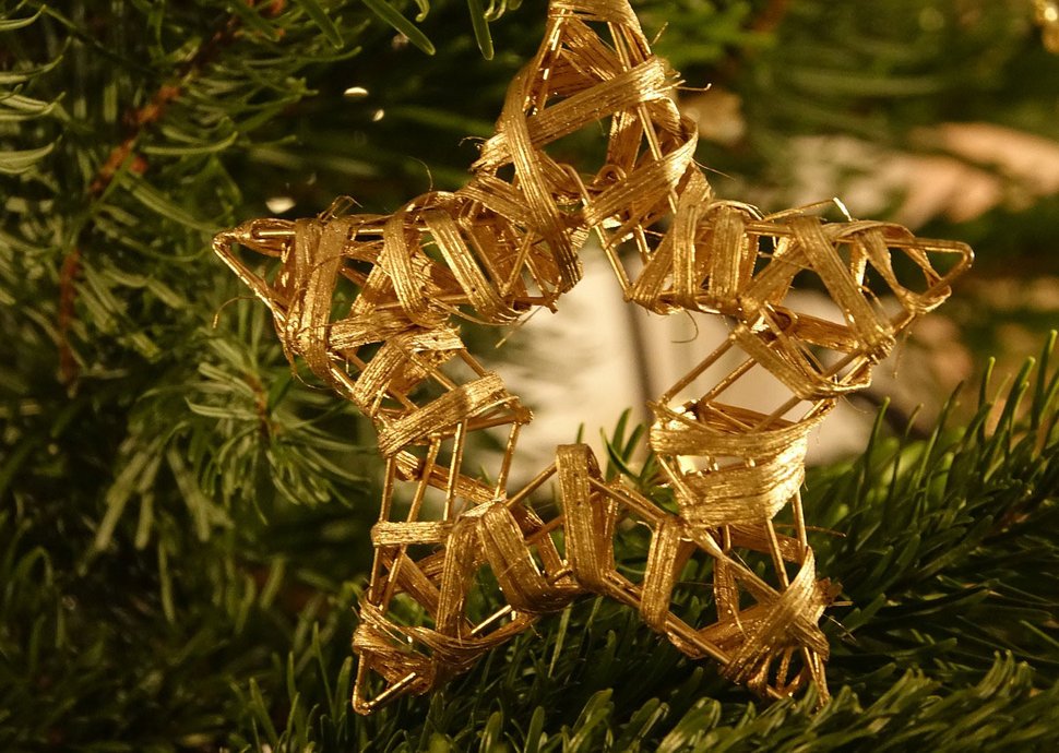 Die Adventszeit muss für Senioren nicht einsam sein. Die Adventszeit muss für Senioren nicht einsam sein.