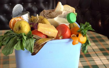 Food Waste vermeiden: 4 Strategien für den Alltag Food Waste vermeiden: 4 Strategien für den Alltag