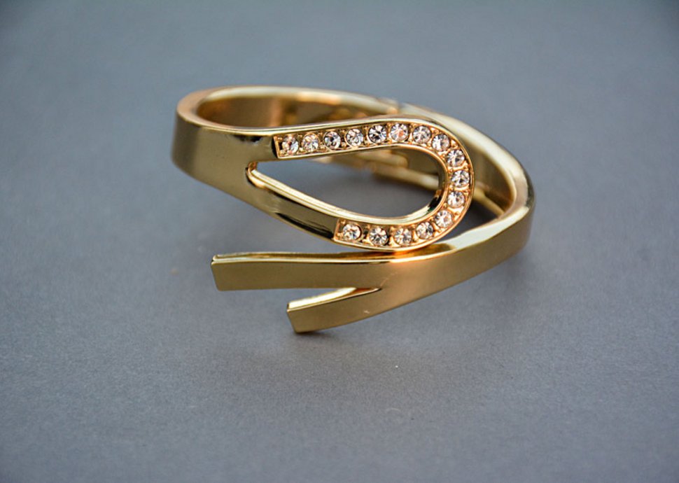 Hochwertiger Goldschmuck ist erstaunlich pflegeleicht.