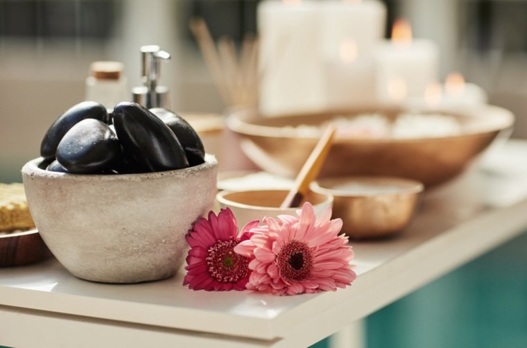 Intimität durch ungewöhnliche Sinnes-Experimente stärken