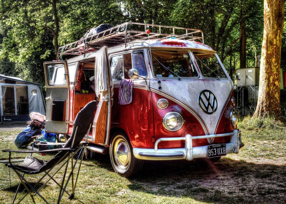 Schlafen kann in jedem Camper komfortabel sein. Schlafen kann in jedem Camper komfortabel sein.