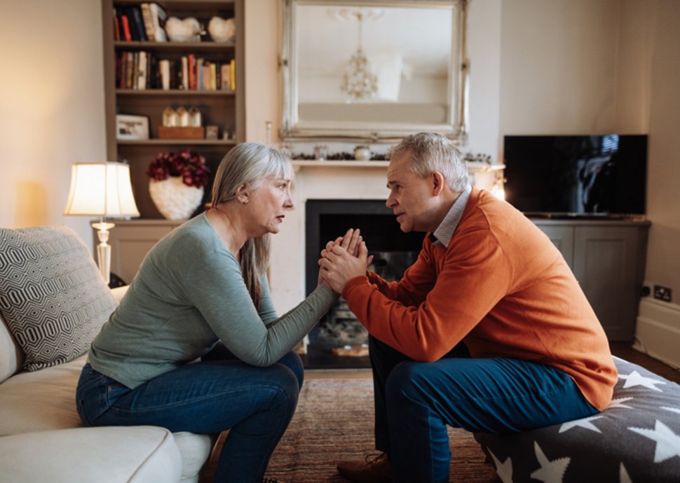 Ihr Partner entfernt sich? Das steckt wirklich dahinter Ihr Partner entfernt sich? Das steckt wirklich dahinter