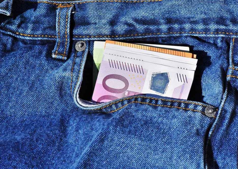 Die Investition in Dividentenaktien kann interessant sein. Die Investition in Dividentenaktien kann interessant sein.