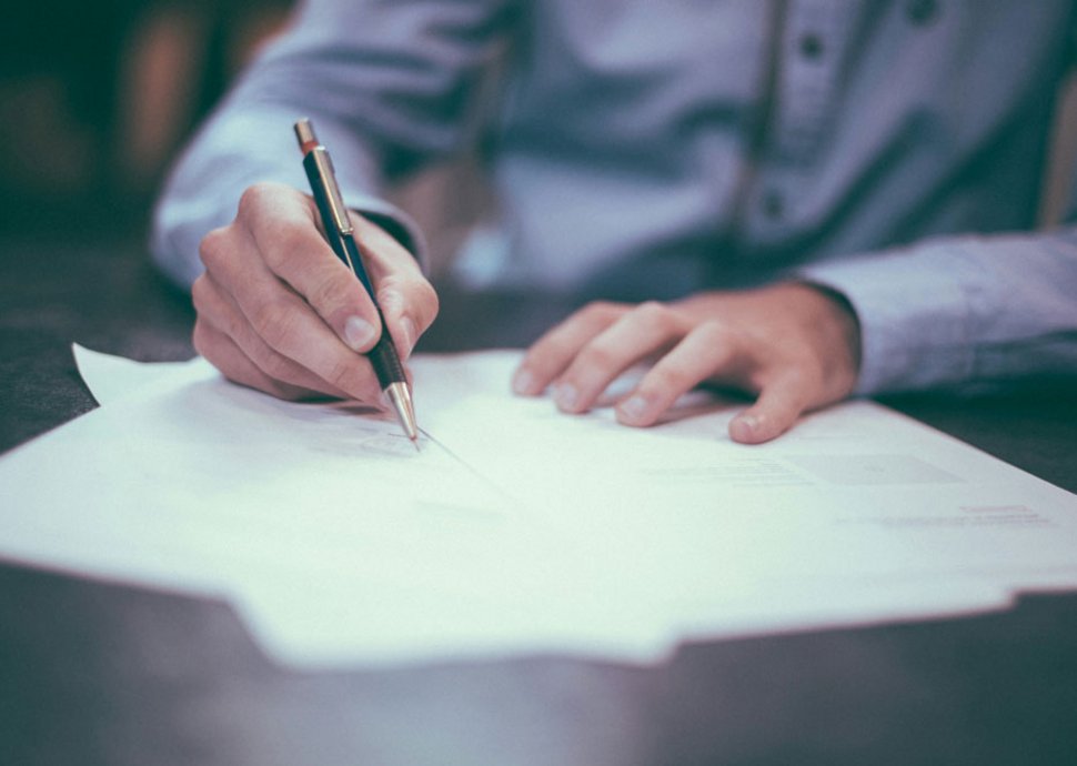 Mit Ü50 eine Firma gründen. Mit Ü50 eine Firma gründen.