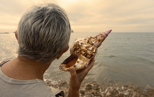 Hörsinn trainieren: So fördert Stille Ihre Wahrnehmung