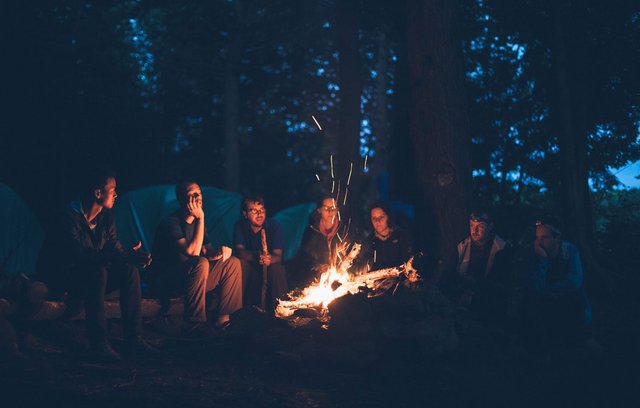 Campingplätze und Ferienparks buchen.