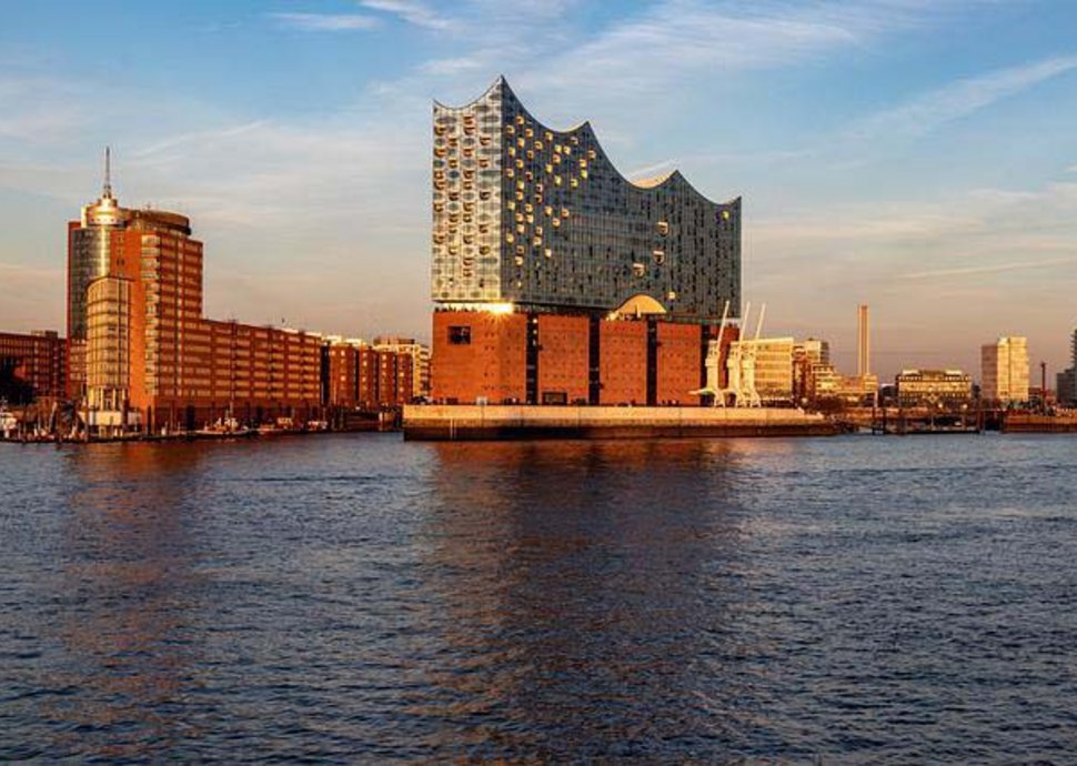 Hamburg - die „schönste Stadt“ Deutschlands? Hamburg - die „schönste Stadt“ Deutschlands?