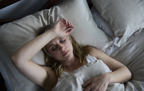 Schlafstörungen: Wenn Aufwachen zur Gewohnheit wird