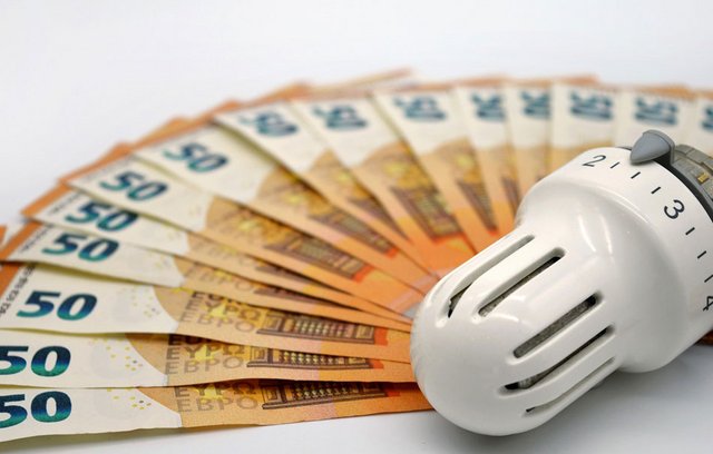 Mit Anbieterwechsel Geld sparen. 