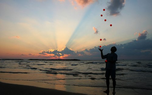 Gedächtnistraining mal anders - Jonglieren!