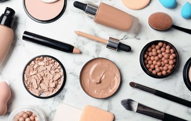 Ein gesundes Hautbild beginnt mit der richtigen Pflege. 