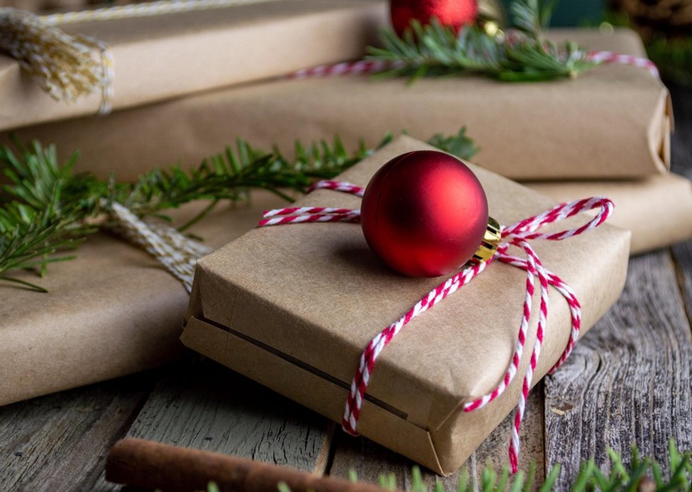 Wer sich rechtzeitig um Weihnachtsgeschenke kümmert, ist klar im Vorteil und kann sich gute Preise sichern.