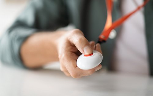 Hausnotruf – Sicherheit rund um die Uhr