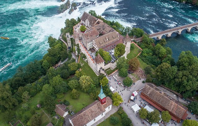 Das Gesamterlebnis aus Naturschauspiel, Kulturerbe und Gastronomie