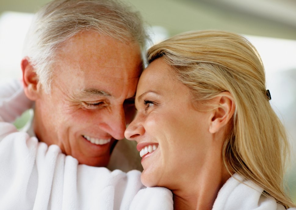 Online-Dating, neue Regeln, 50plus, Senioren, Seniorinnen, Generation 50plus, Liebe, Beziehung