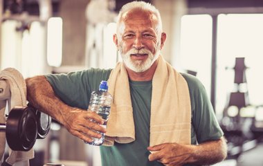 Fit bleiben im Alter: Bewegung neu starten