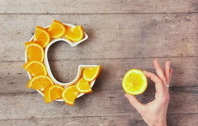 Der Körper kann Vitamin C nicht selber herstellen.