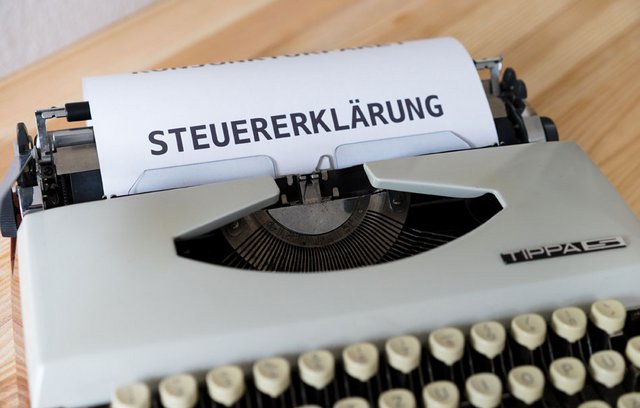 Auch nach der Pensionierung ist die Steuererklärung ein Thema. 