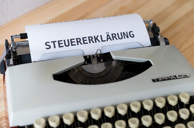Auch nach der Pensionierung ist die Steuererklärung ein Thema. 