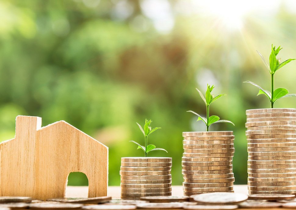 Immobilie verkaufen für finanzielle Freiheit im Alter Die Entscheidung über den Verkauf sollten Eigentümer gut abwägen.