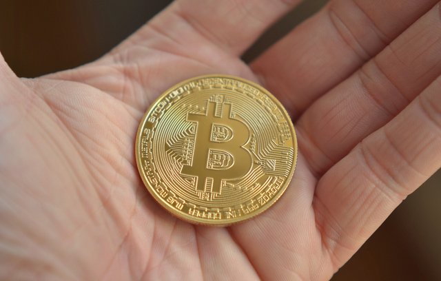 Bitcoin hat auch die Aufmerksamkeit verschiedener Regulierungsbehörden auf sich gezogen. 